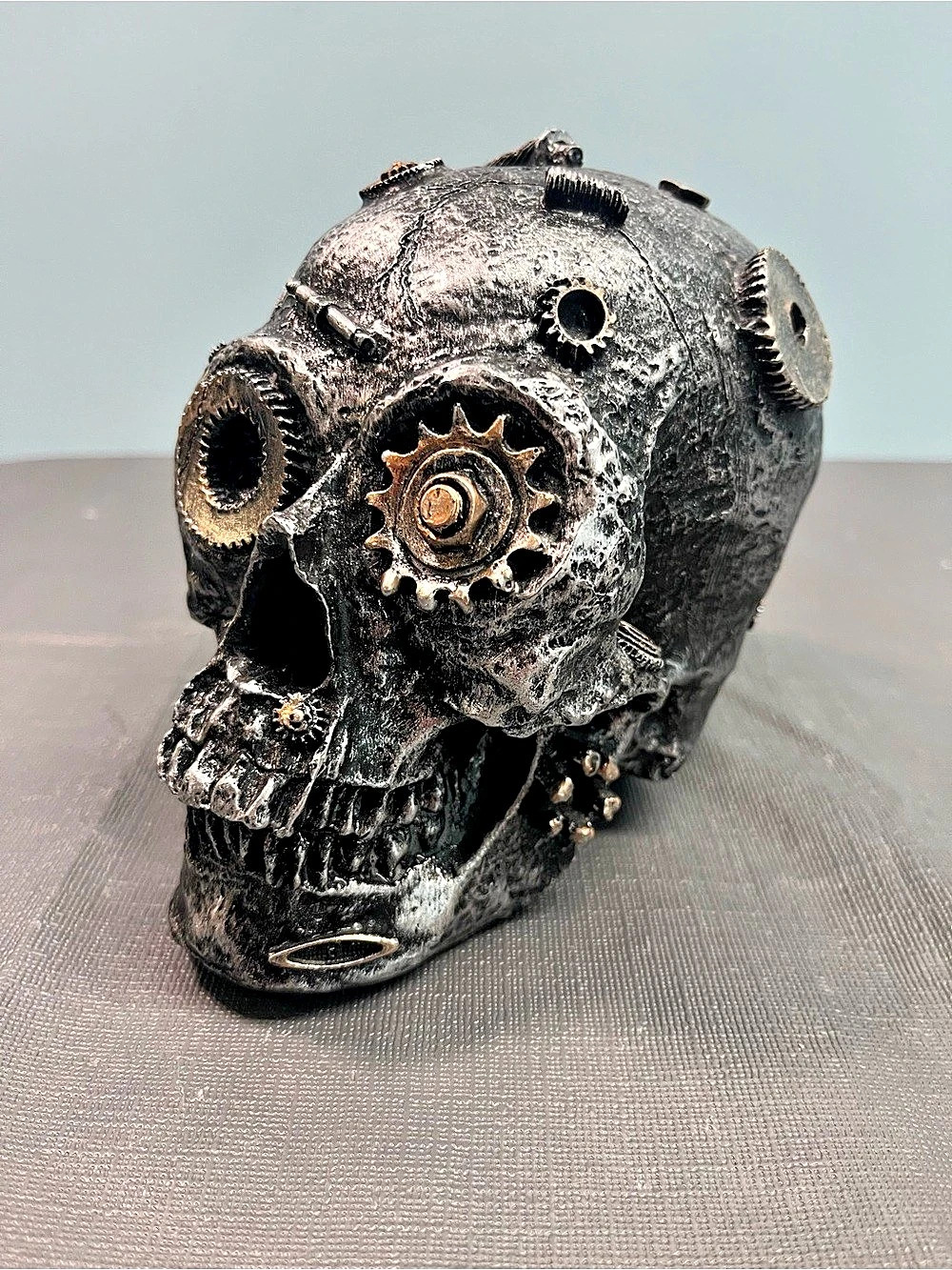 Mechanical Steampunk Skull Industrial Gear Sculpture 5.5”
